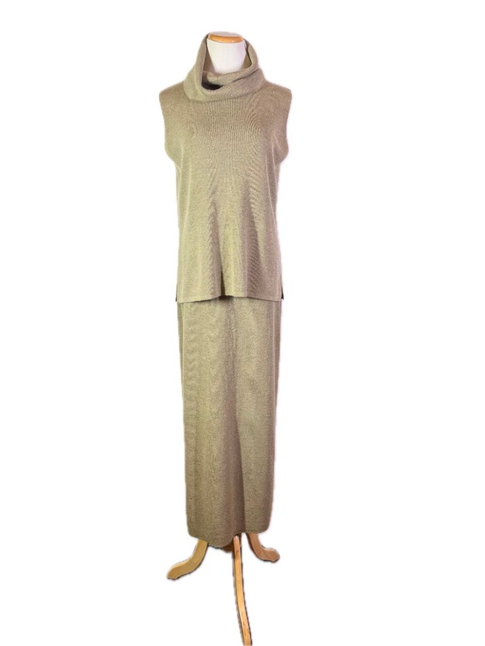 Chico's Design Knit Set Top Skirt Stretch Brown Size 1 / 2 M / L